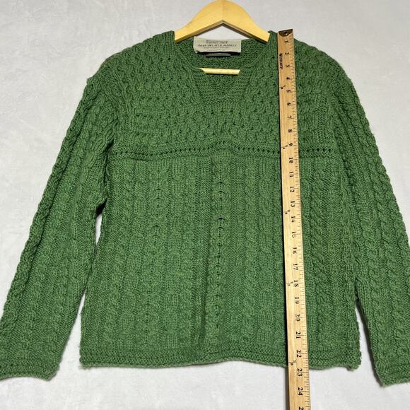 Aran Sweater Market Merino Wool Sweater XS Green Cable Knit V Neck Ireland - Picture 12 of 16